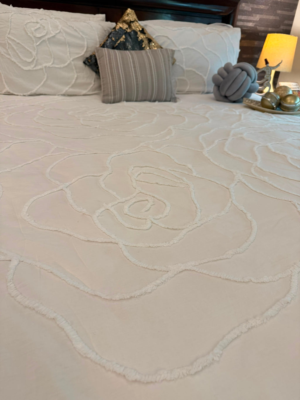 Pearl Petals Bedset