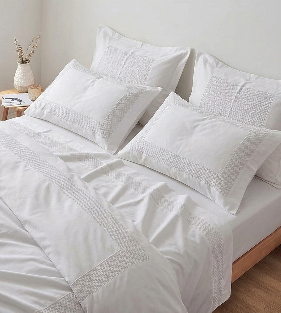 Amima Home Bedding Set