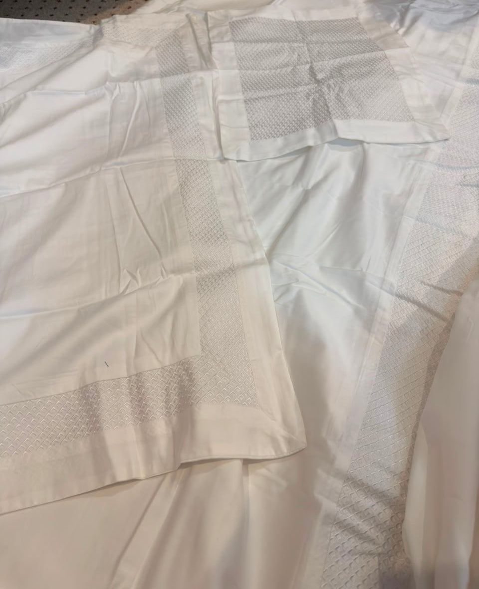 Amima Home Bedding Set